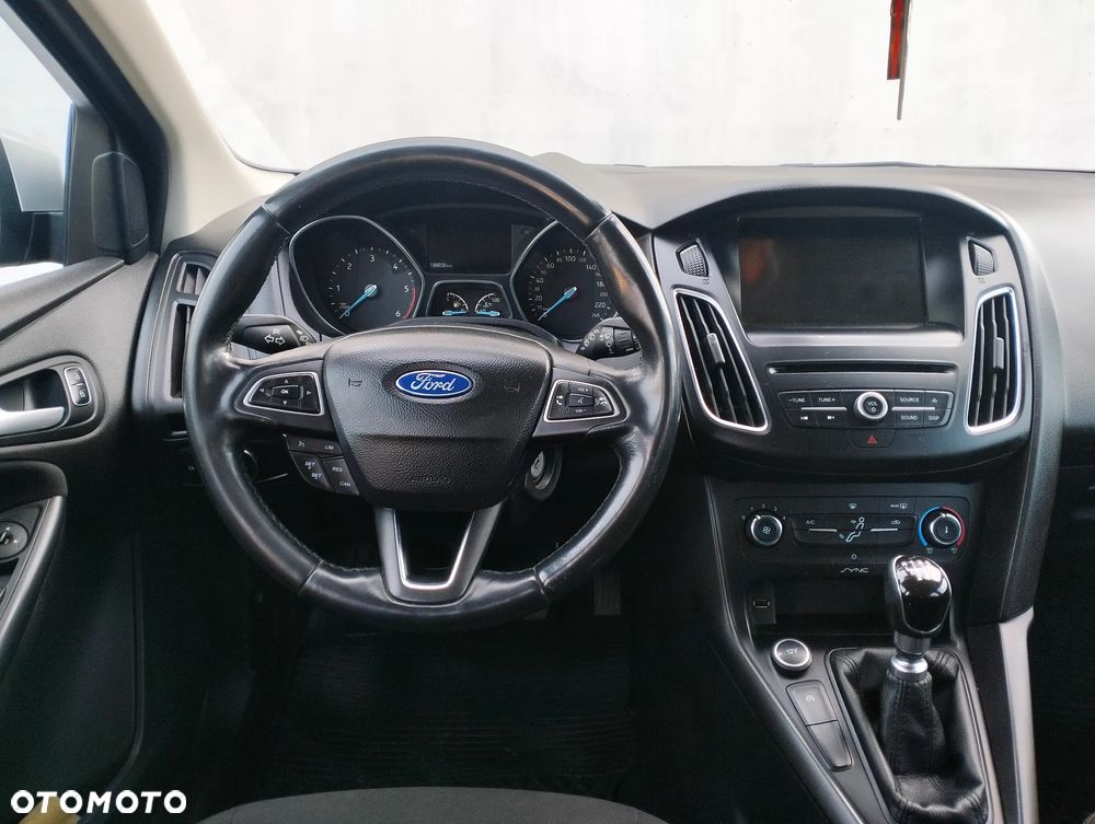 Ford Focus 1.5 TDCi DPF Start-Stopp-System COOL&CONNECT - 8
