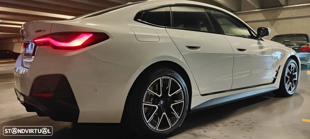 BMW i4 eDrive40 Pack Desportivo M - 36