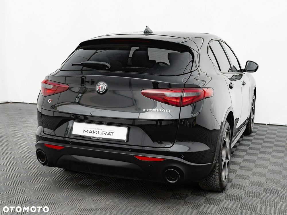 Alfa Romeo Stelvio 2.0 Turbo Sprint Q4 - 6
