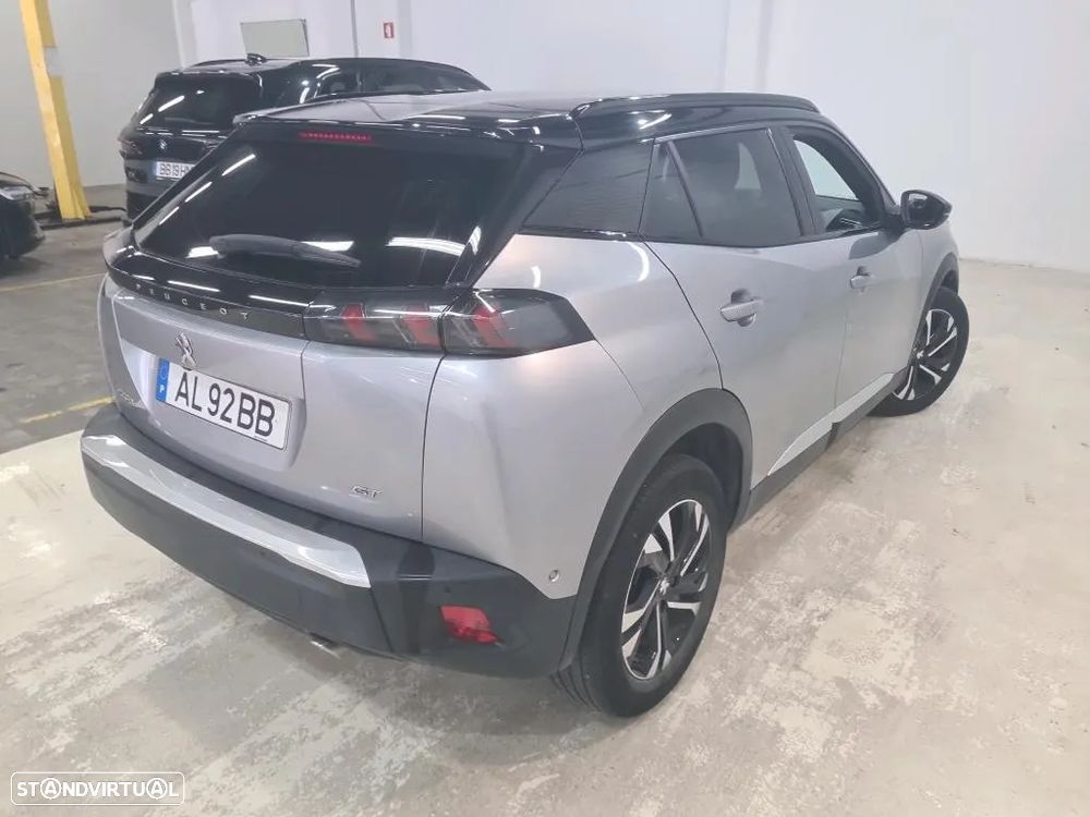 Peugeot 2008 1.5 BlueHDi GT - 3