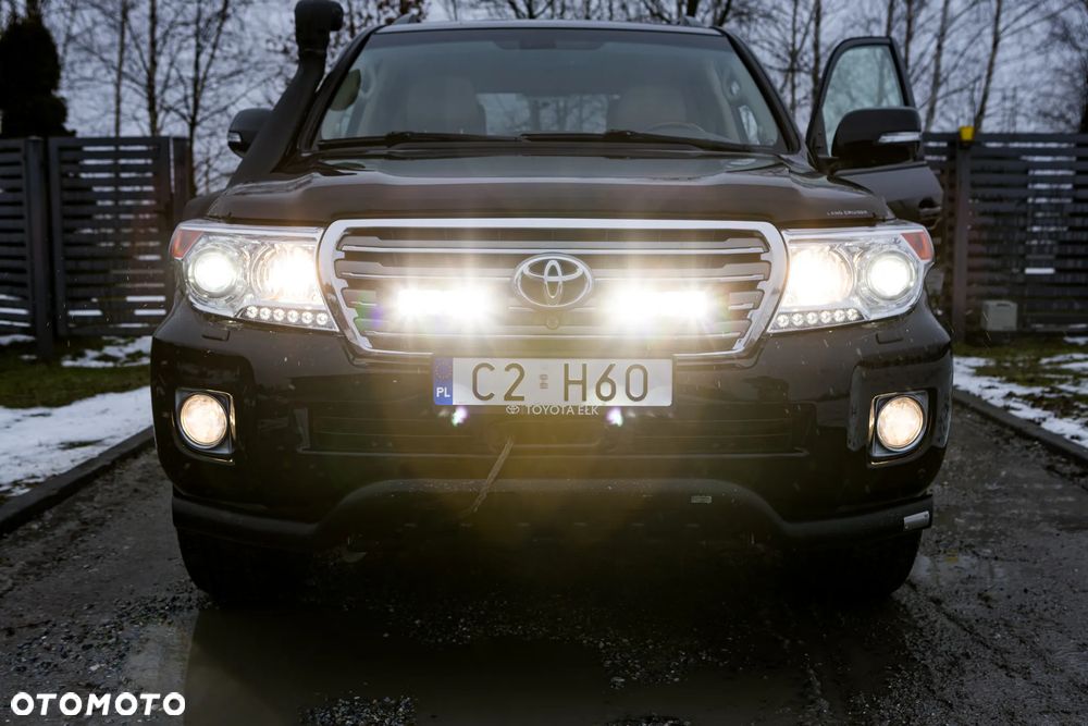 Toyota Land Cruiser LC 4.5 D-4D Prestige - 31