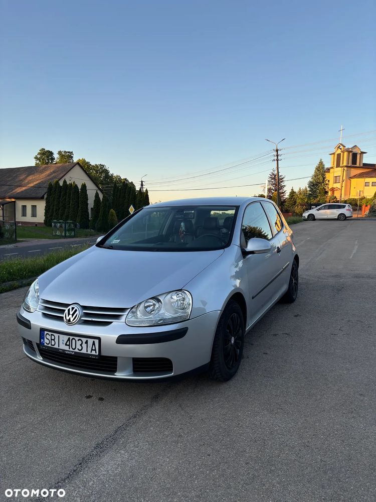 Volkswagen Golf 1.4 Basis - 2