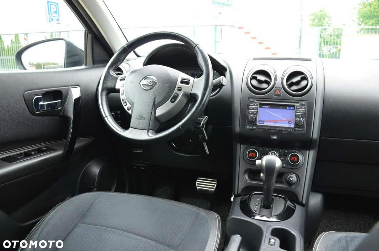 Nissan Qashqai - 30