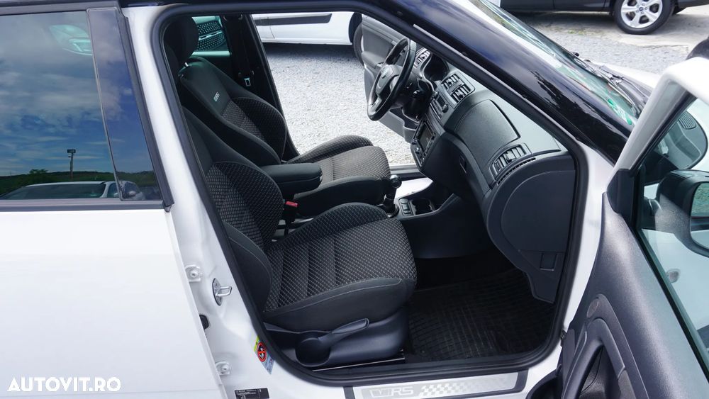 Skoda Fabia 1.4 TSI RS DSG - 11