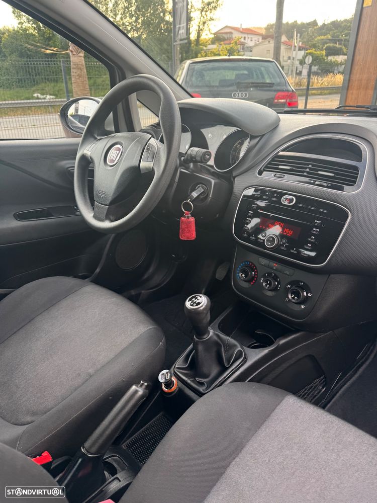 Fiat Punto 1.3 M-Jet Lounge S&S - 13