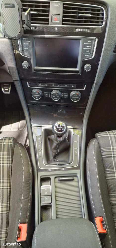 Volkswagen Golf GTD BlueMotion Technology - 9