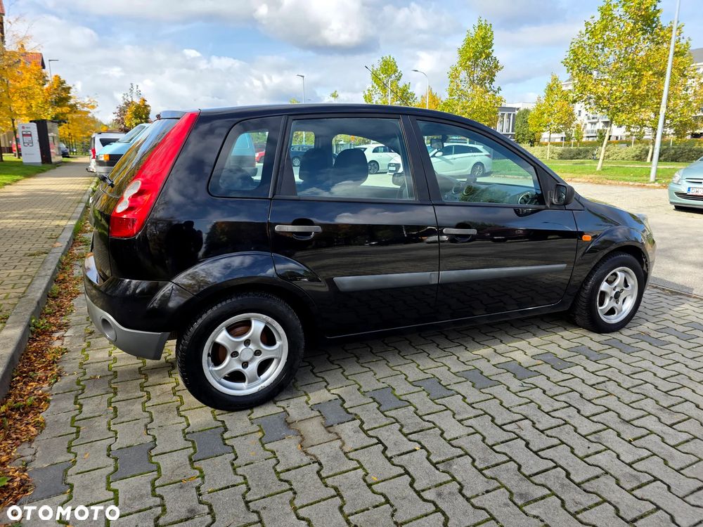 Ford Fiesta 1.25 Ambiente - 3