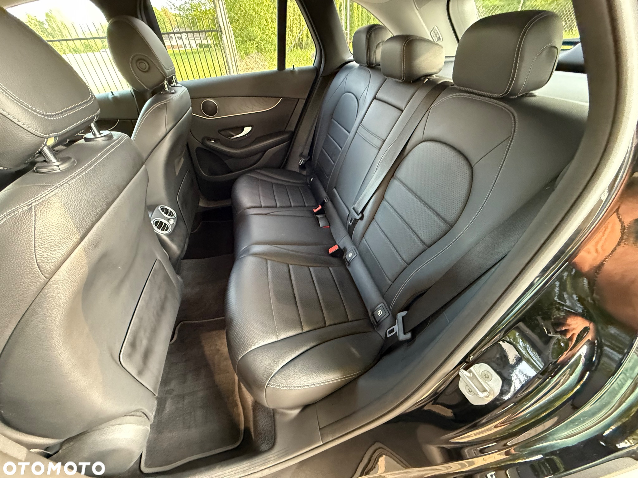 Mercedes-Benz GLC 200 d 4-Matic Business Edition - 30