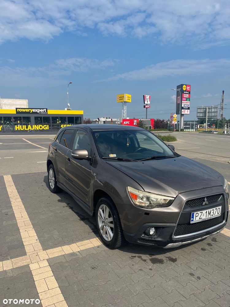 Mitsubishi ASX - 9