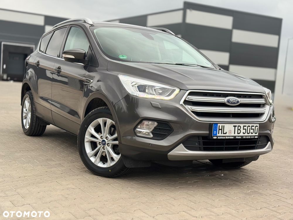 Ford Kuga 1.5 EcoBoost 2x4 Titanium - 1