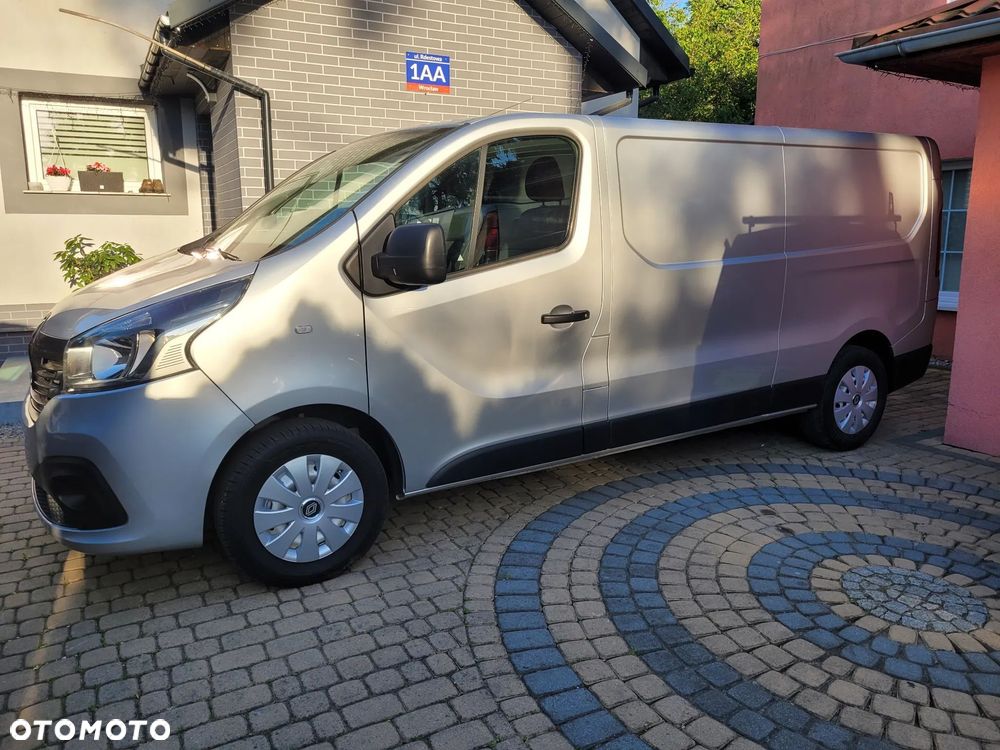 Renault Trafic - 10