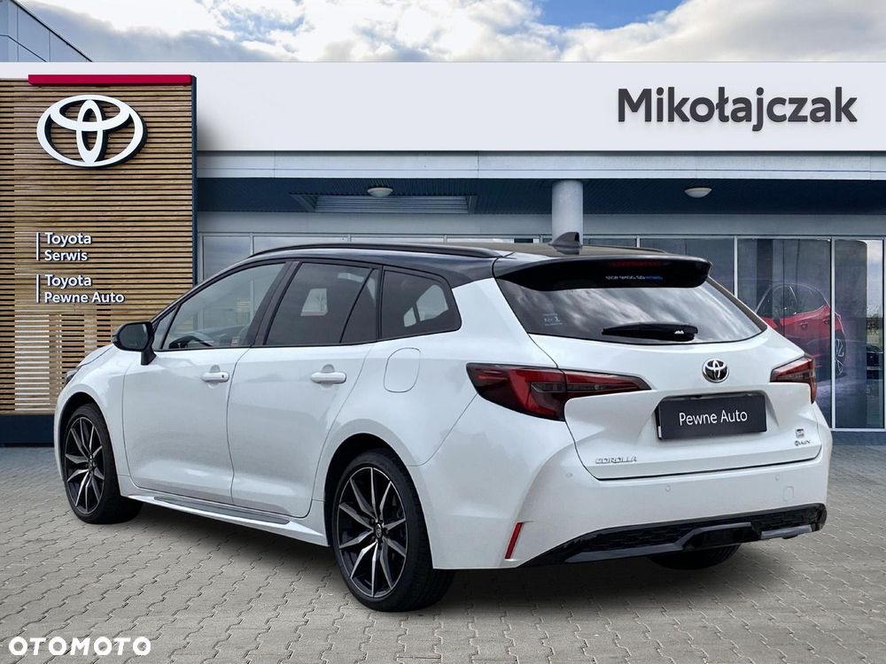 Toyota Corolla 2.0 Hybrid GR Sport Dynamic - 3