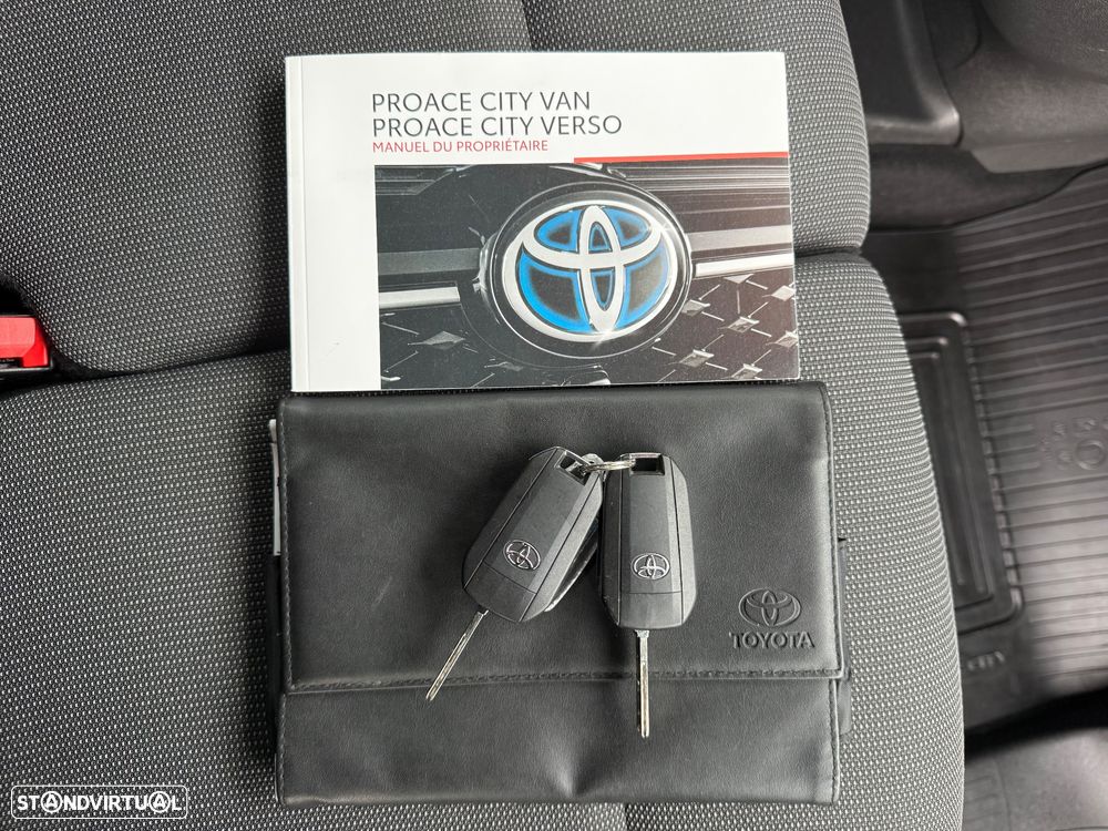 Toyota Proace City / 1.5D 100CV D4D - 19