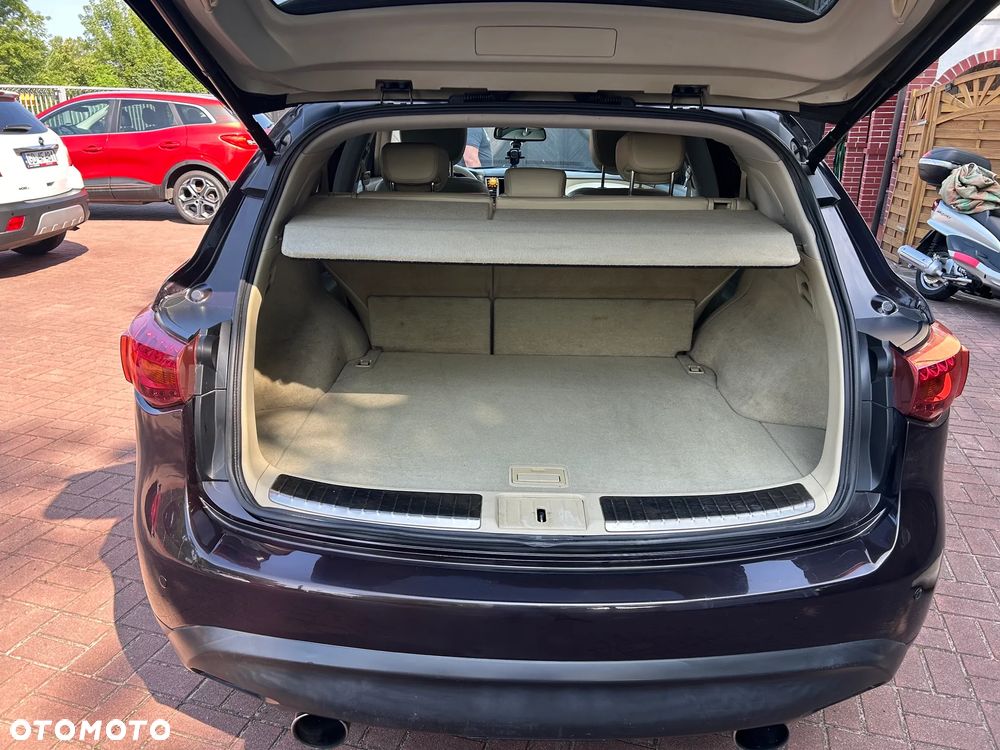 Infiniti FX FX30d GT Premium - 10
