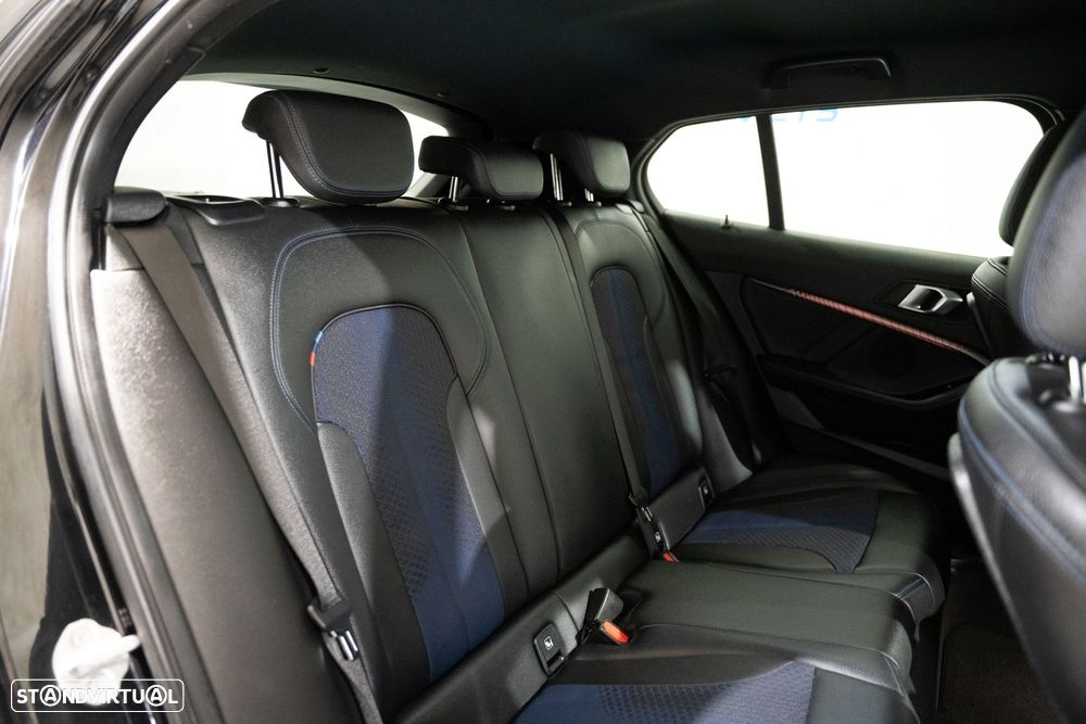 BMW 116 d Pack Desportivo M Auto - 13