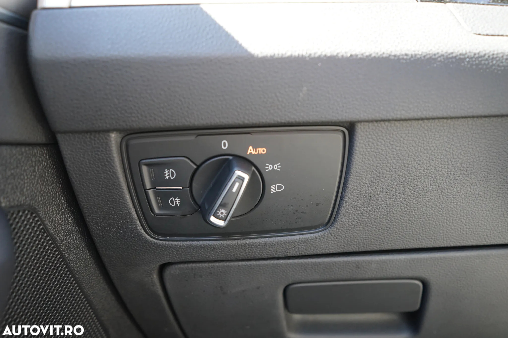 Volkswagen Passat Variant 2.0 TDI DSG Highline - 15