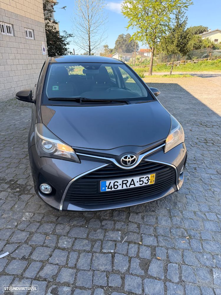 Toyota Yaris 1.0 VVT-i Comfort+P.Style - 1