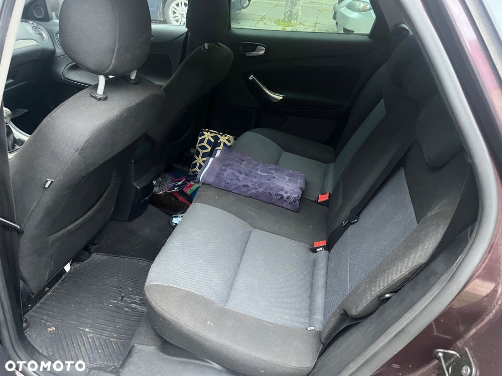 Ford Mondeo SW 1.8 TDCi Titanium - 7