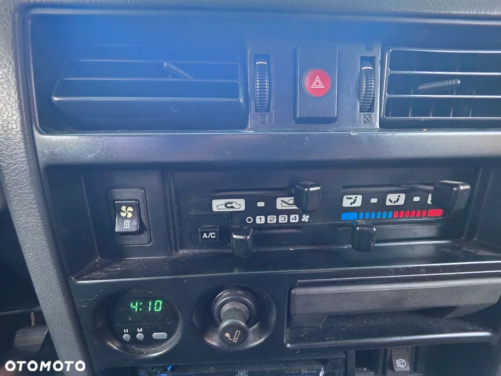 Nissan Patrol 2.8 TD SWB SLX - 15