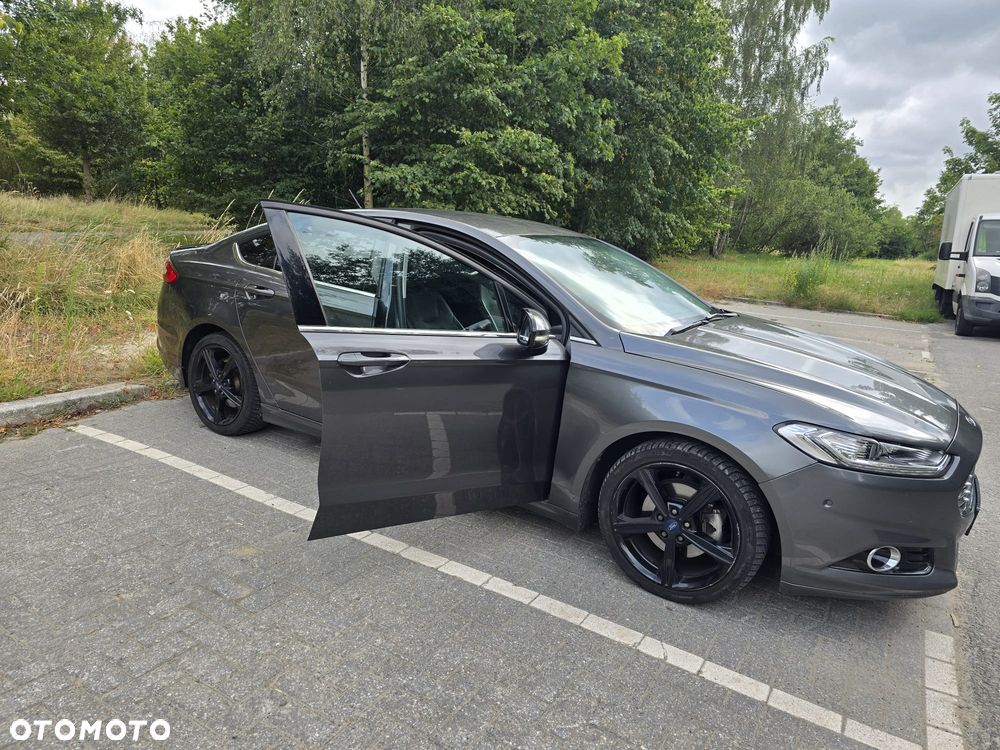 Ford Fusion 2.0 EcoBoost Titanium - 3