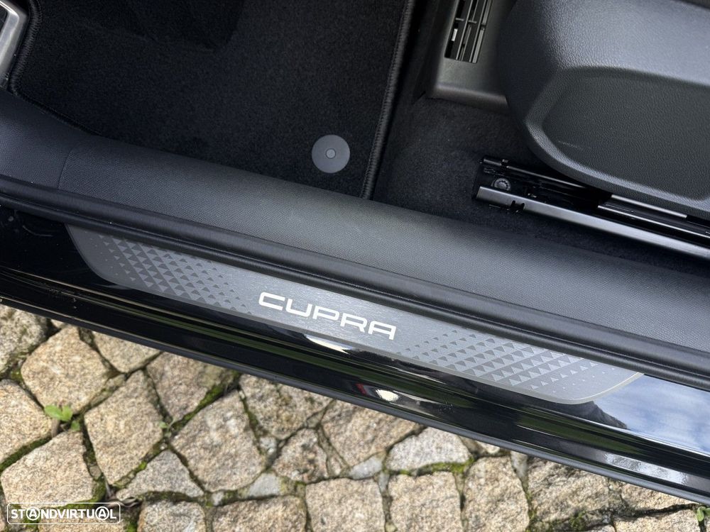 Cupra Formentor 1.5 eTSI DSG - 34