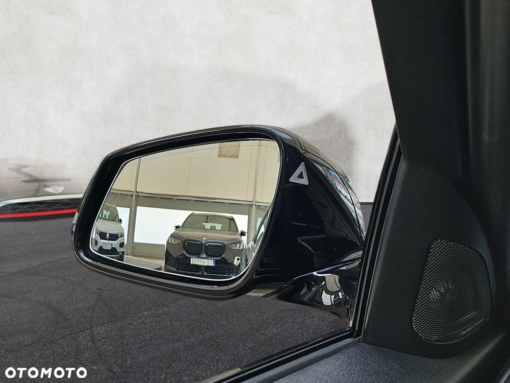 BMW Seria 3 335i xDrive Sport Line - 40