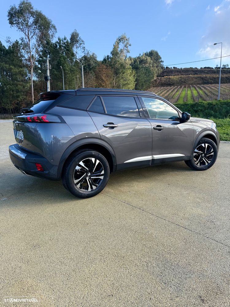 Peugeot 2008 PureTech 130 EAT8 GT Pack - 4