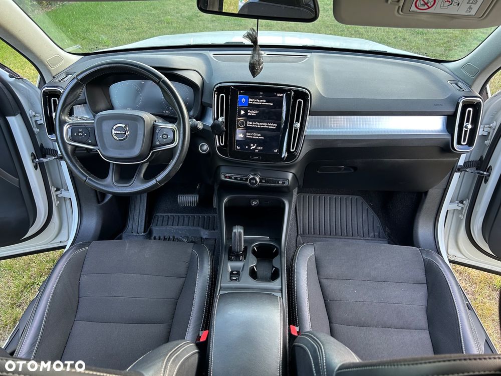 Volvo XC 40 D3 SCR - 9