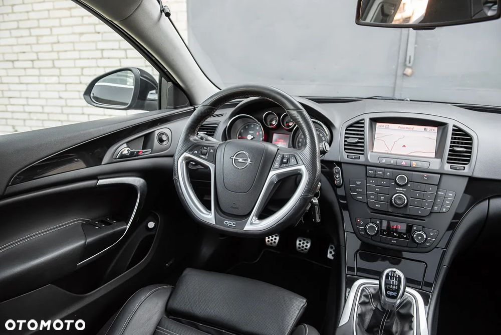 Opel Insignia 2.8 V6 Turbo 4x4 OPC - 16