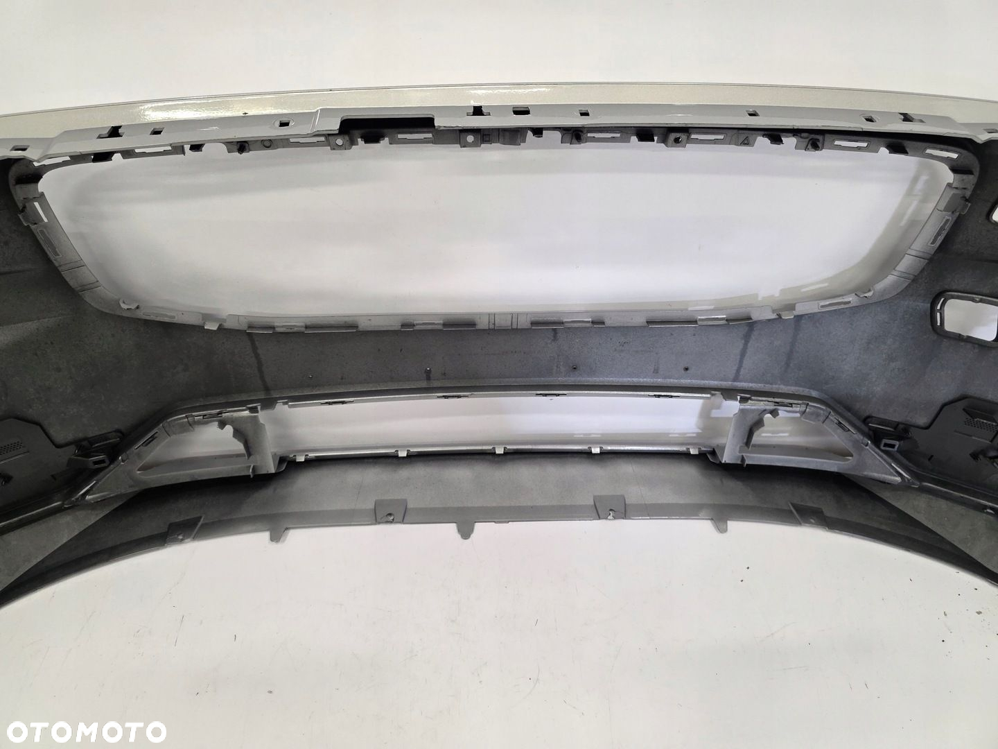 ZDERZAK PRZÓD VOLVO S60 III V60 II R-DESIGN  KRATKA 31690530 6PDC 18 - - 9