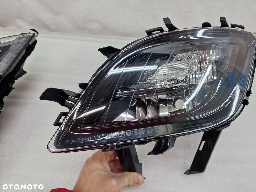 OPEL ASTRA J IV 4 09- NOWY LEWY HALOGEN , NR AUKCJI H206 - 2