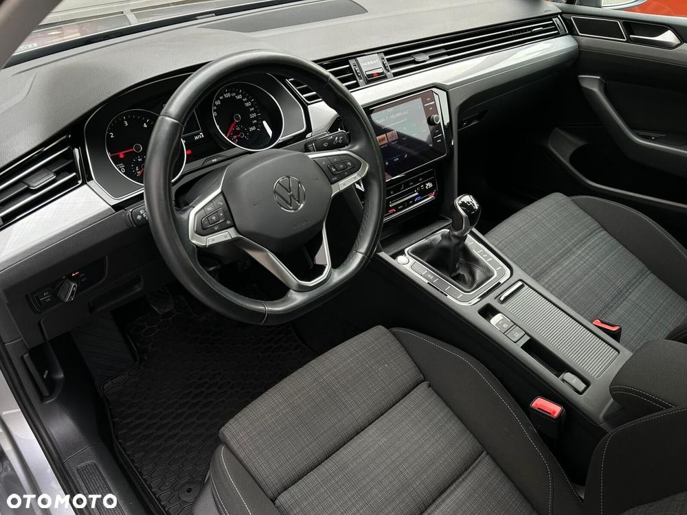 Volkswagen Passat 2.0 TDI EVO Business - 8