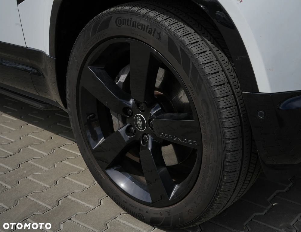 Land Rover Defender 3.0 D300 mHEV X-Dynamic HSE - 8