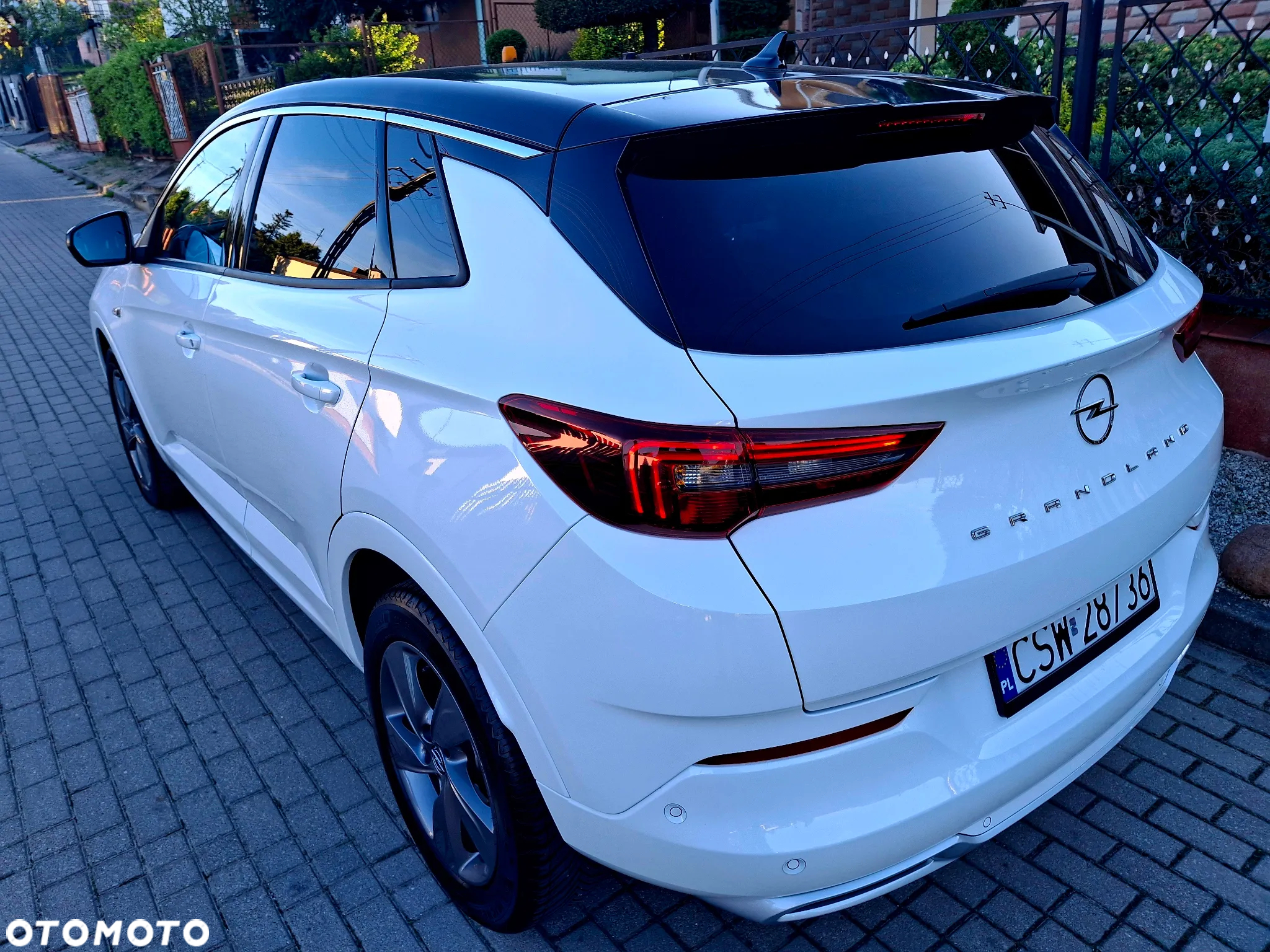 Opel Grandland 1.2 T Business Edition S&S - 4