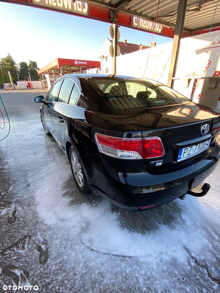 Toyota Avensis 2.2 D-4D Sol - 6