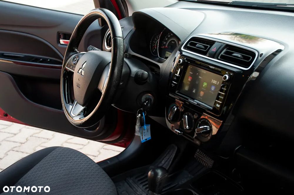 Mitsubishi Space Star 1.2 CVT Intro Edition+ - 40