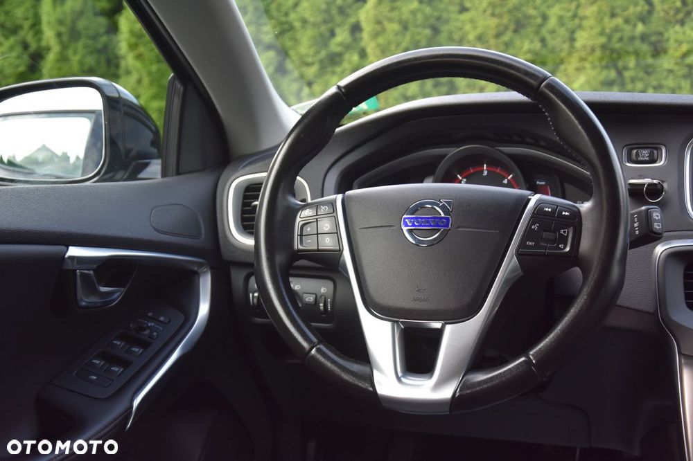 Volvo V40 Cross Country D2 Geartronic Summum - 13