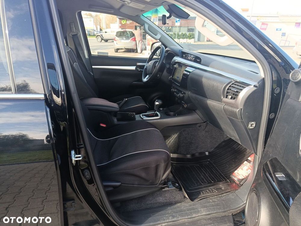 Toyota Hilux - 9