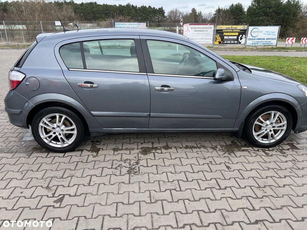 Opel Astra 1.9 CDTI - 5