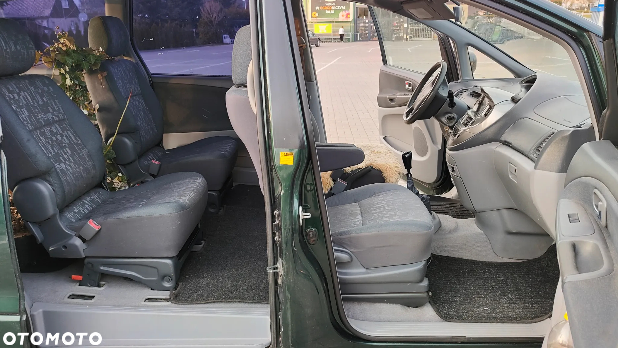 Toyota Previa D-4D Executive - 8