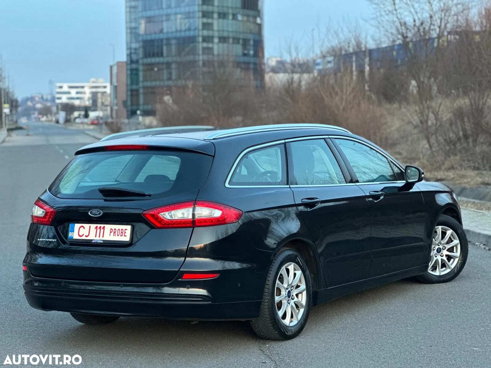Ford Mondeo 1.6 TDCi Start-Stopp Titanium - 4