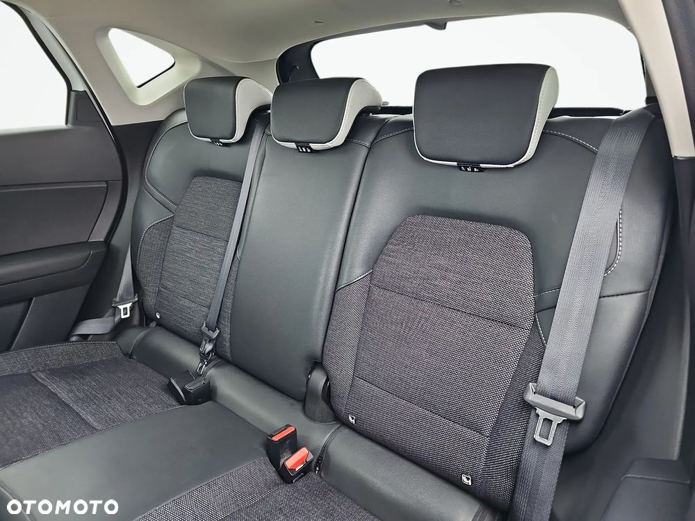 Renault Captur 1.3 TCe mHEV Techno EDC - 13