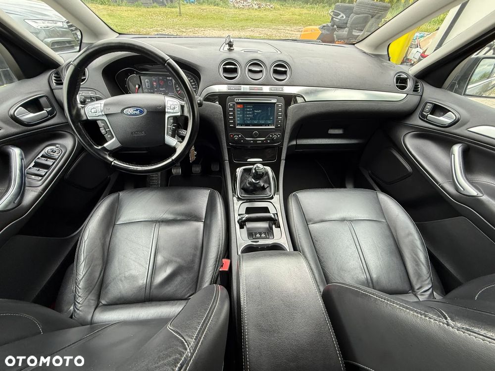Ford S-Max 2.0 TDCi DPF Titanium - 29