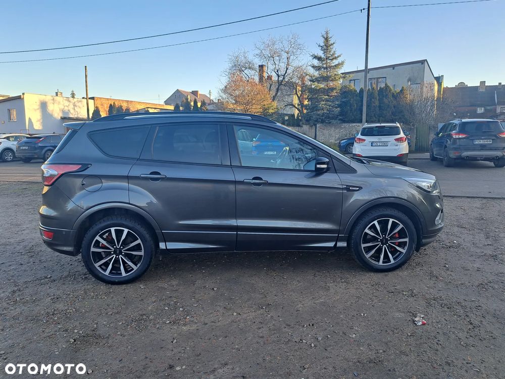 Ford Kuga - 23