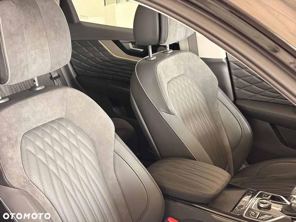 Hongqi HS5 - 22