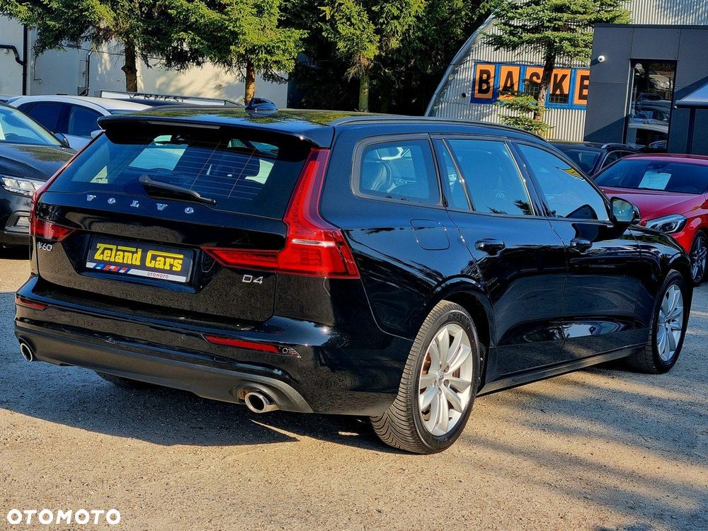 Volvo V60 D4 Momentum - 5