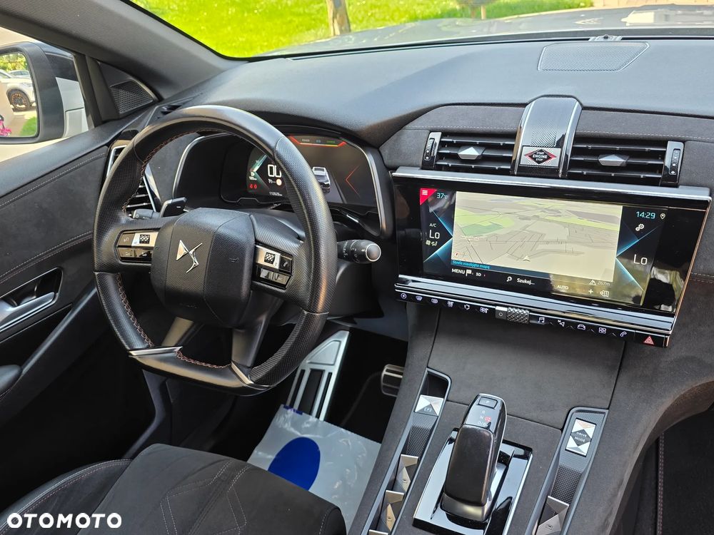 DS Automobiles DS 7 Crossback 1.6 E-Tense Performance Line + - 31