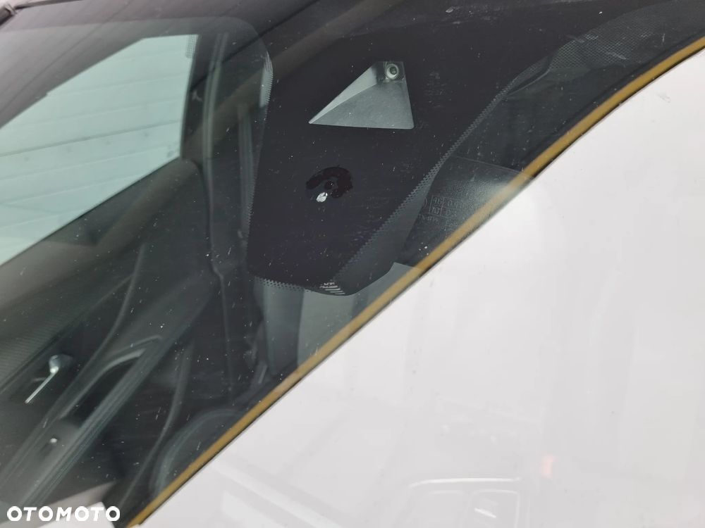 Peugeot 3008 1.2 PureTech Allure S&S EAT6 - 30