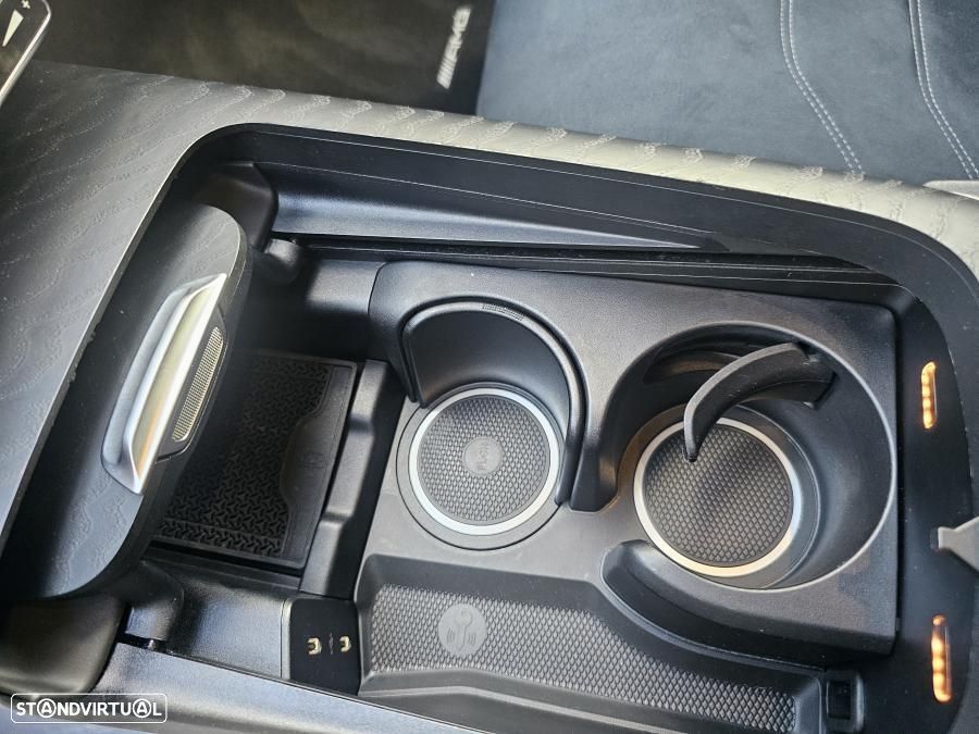 Mercedes-Benz E 300 e Station - 42
