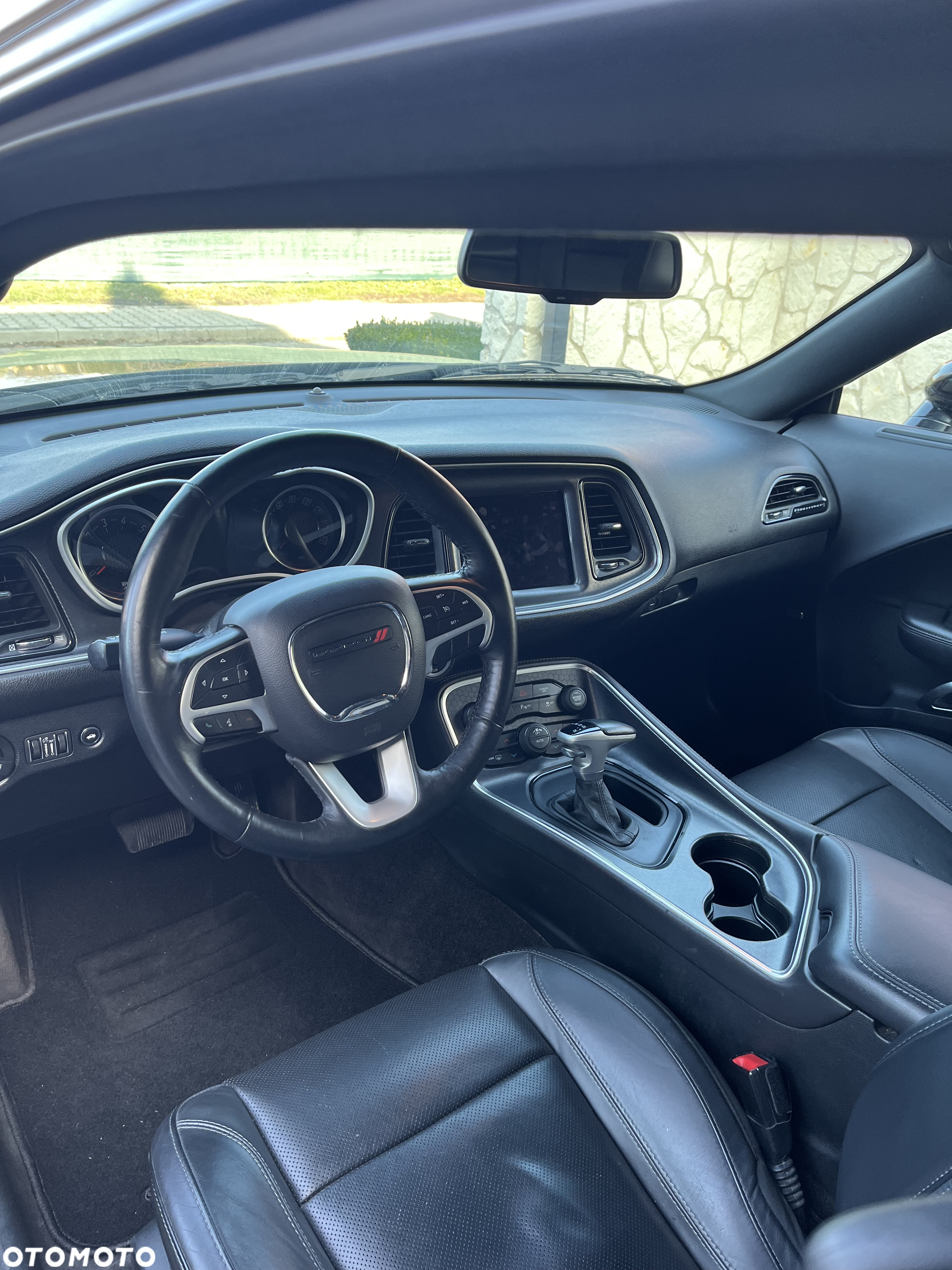 Dodge Challenger 3.6 SXT Plus - 12